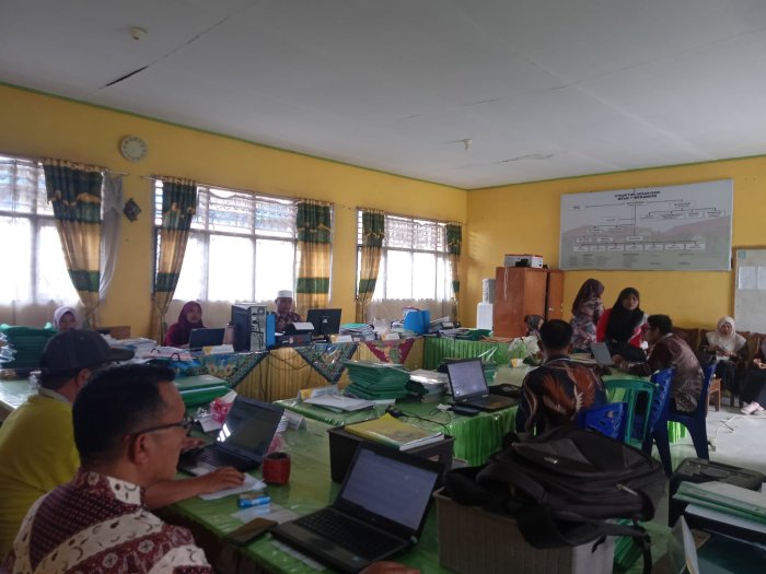 MTsN 7 Merangin Mengisi Rapor Digital Madrasah