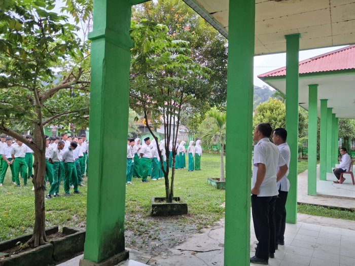 MTsN 7 Merangin Gelar Apel Rutin untuk Tingkatkan Disiplin